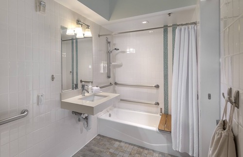 The Funk Zone Hotel | Riviera Beach House