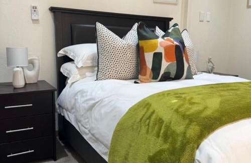 Greater Johannesburg Metropolitan Area Cabin | Rivonia Garden Suites