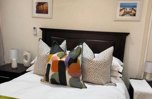 Greater Johannesburg Metropolitan Area Cabin | Rivonia Garden Suites