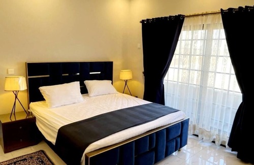 Fatehjang Hotel | Riwayat Guest House