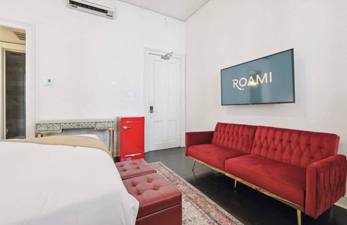French Quarter Hotel | Roami at St. Helene | Chartres St. Combo #21