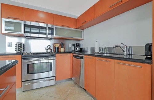 Sunny Isles Beach House | Roami at Sunny Isles | Rooftop Pool | 3 Bedroom