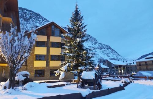 Espot Hotel | Roca Blanca