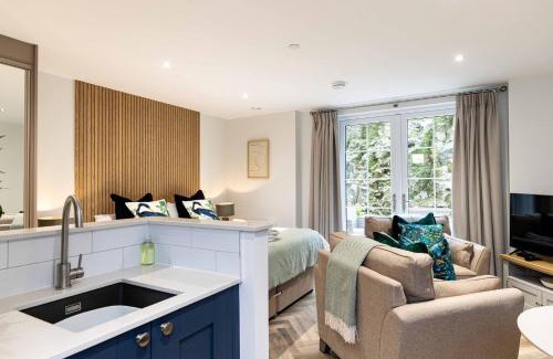 Stoney Middleton House | Rock Mill Apartment 9