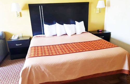 Blanding Hotel | Rodeway Inn & Suites