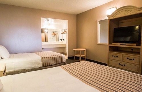 Apopka Hotel | Rodeway Inn