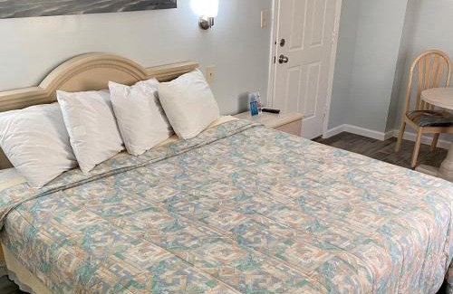 North Wildwood Hotel | Roman Holiday Resort