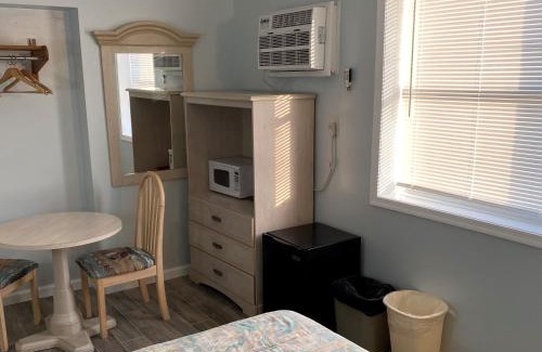 North Wildwood Hotel | Roman Holiday Resort