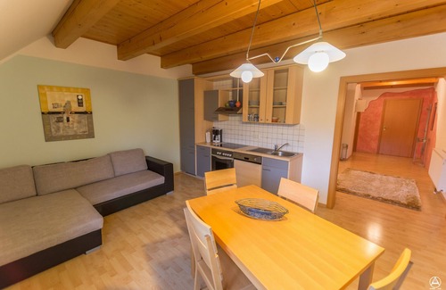 Zeutschach Apartment | Romantic apartments with pond view, sun terrace and swimming pond