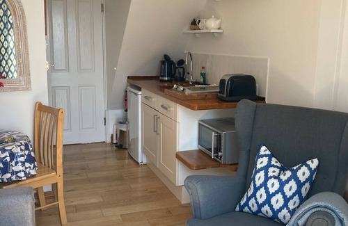 Mousehole Apartment | Romantic Luxury Apartment With Stunning Sea View In Mousehole, Wifi, Nespresso!