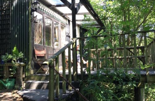 Rhydlewis House | Romany Wagon & Cwtch