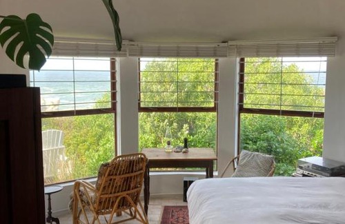 Kleinmond Apartment | Rondawel with sea view