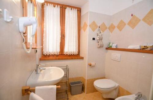 Ledro Bed & Breakfast | Room & Breakfast Cà mea Dina