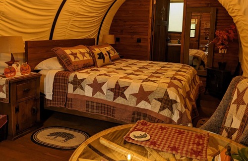 Putnam Hall RV Rental | Rooterville Animal Sanctuary