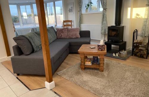 Evesham House | Rose barn hot tub holidays in the Cotswolds