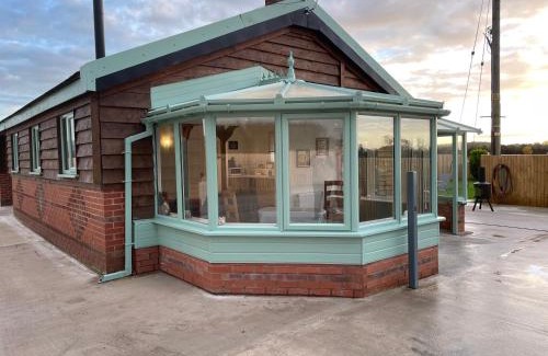 Evesham House | Rose barn hot tub holidays in the Cotswolds