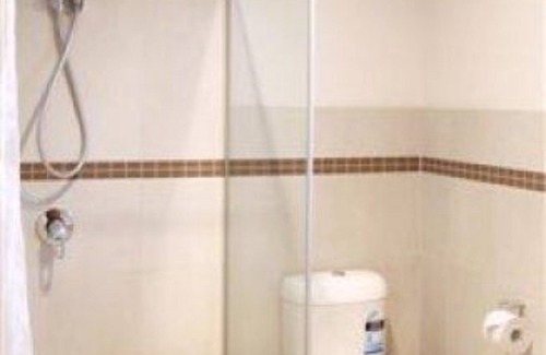 Guildford Hotel | Rose & Crown Hotel