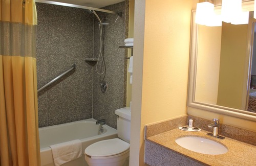 Thomasville Hotel | Rose Garden Inn & Suites
