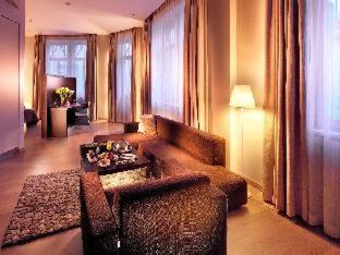 Old Town Hotel | Roset Hotel & Residence