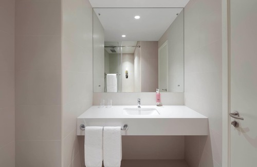 Za'abeel 2 Hotel | Rove Downtown Dubai
