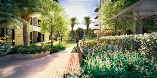 Caulfield North Apartment | Royal Executive Living Garden Executive Home