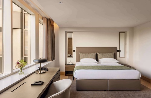 Royal Borough of Kensington and Chelsea Hotel | Royal Garden Hotel
