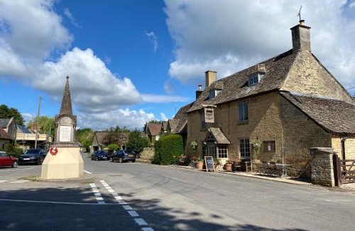 Ramsden Hotel | Royal Oak Ramsden