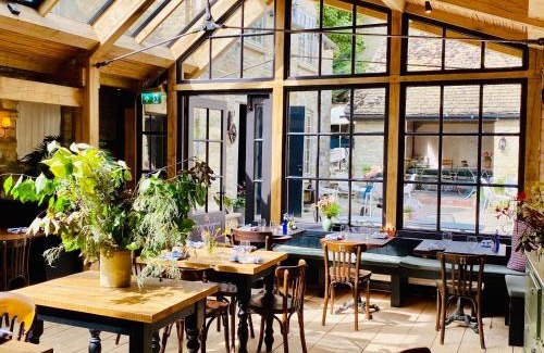 Ramsden Hotel | Royal Oak Ramsden