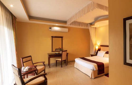 Bugolobi Apartment | Royal Suites Hotel - Tree-bedrooms Suite 2