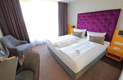 Lichtenwalde Hotel | rugs Hotel am Schlosspark Lichtenwalde