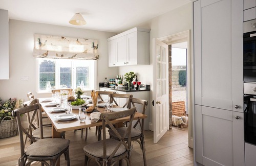 Lincoln Cottage | Rural 5 bedroom family friendly Cottage