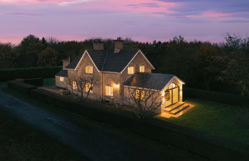 Lincoln Cottage | Rural 5 bedroom family friendly Cottage