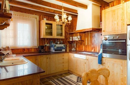 La Pobla de Cervoles Cottage | Rural house (full rental) Villa Gallart in a spectacular setting