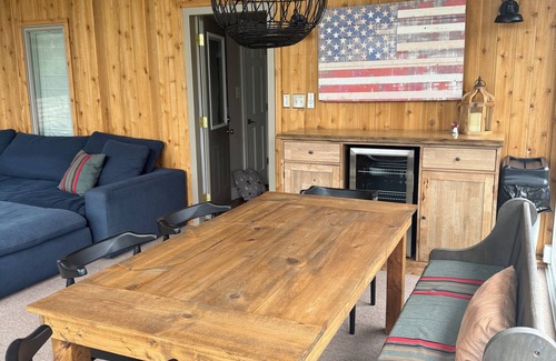 New Buffalo House | 'Rustic Refined Retreat’ Lakeside Home - Walk to Everything!