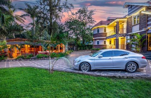 Entebbe Resort | Saffron Beach Bistro and Cottages