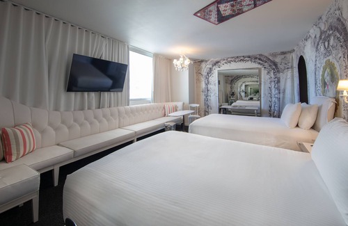 Las Vegas Strip Hotel | SAHARA Las Vegas