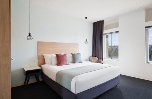 St Kilda Hotel | Saint Kilda Beach Hotel - formerly Rydges St Kilda