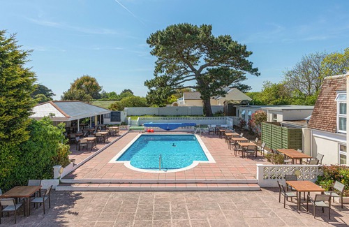Icart Hotel | Saints Bay Hotel