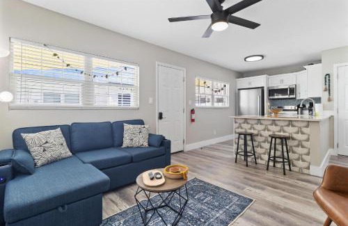 St. Pete Beach Apartment | Sala Suite 5! Beach Getaway Deals in St Pete Beach & Pet Friendly!