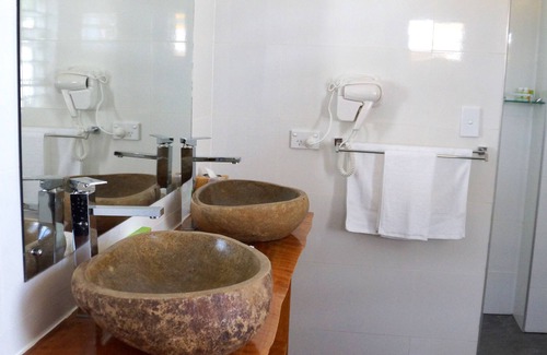 Matatufu Resort | Saletoga Sands Resorts