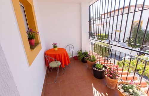 Salobrena House | Salobreña: House with garden, free WiFi at 40m. from the beach