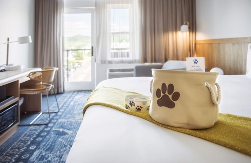 Seaside Hotel | SaltLine Hotel