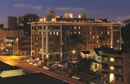 Park West Resort | San Diego Studio Suite w/Pool, Golf & FREE WiFi Near Balboa Park