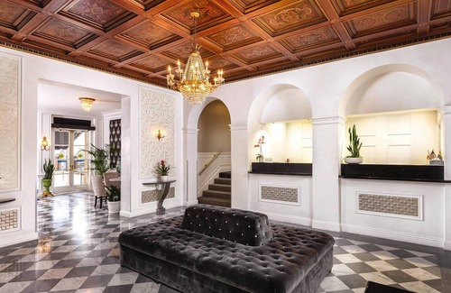 Park West Resort | San Diego Studio Suite w/Pool, Golf & FREE WiFi Near Balboa Park