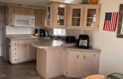 Smith River Cabin | Sand Castle - Ocean Cabin 25 W Private Jacuzzi (Private Beach Owned by White Rock Resort)