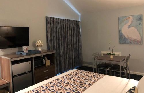 Seaside Hotel | Sand Dollar Inn