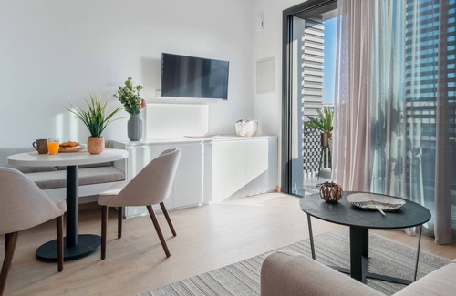 Historical Center Apartment | Sanders Armonta - Enchanting Studio w/ Balcony
