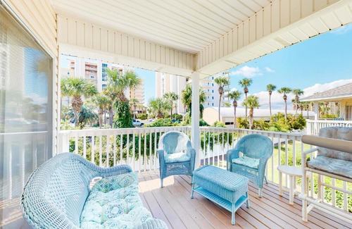 Holiday Isle Hotel | Sandpiper Cove #9220