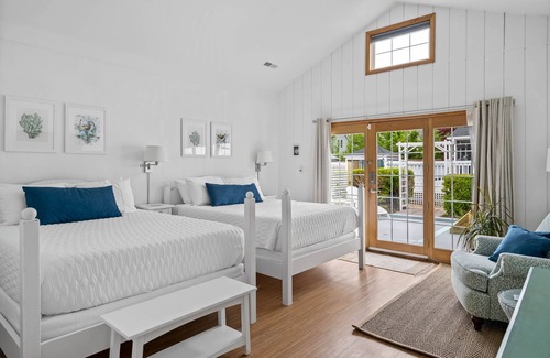 Rehoboth Beach Hotel | Sandpiper Room - Pool, Hot Tub, Sauna