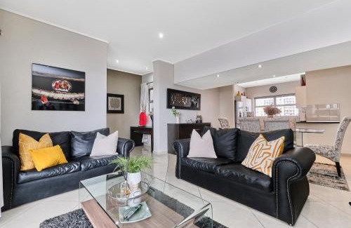 Greater Johannesburg Metropolitan Area Apartment | Sandton Central Luxury 2-Bed Apartment with a View - Jade